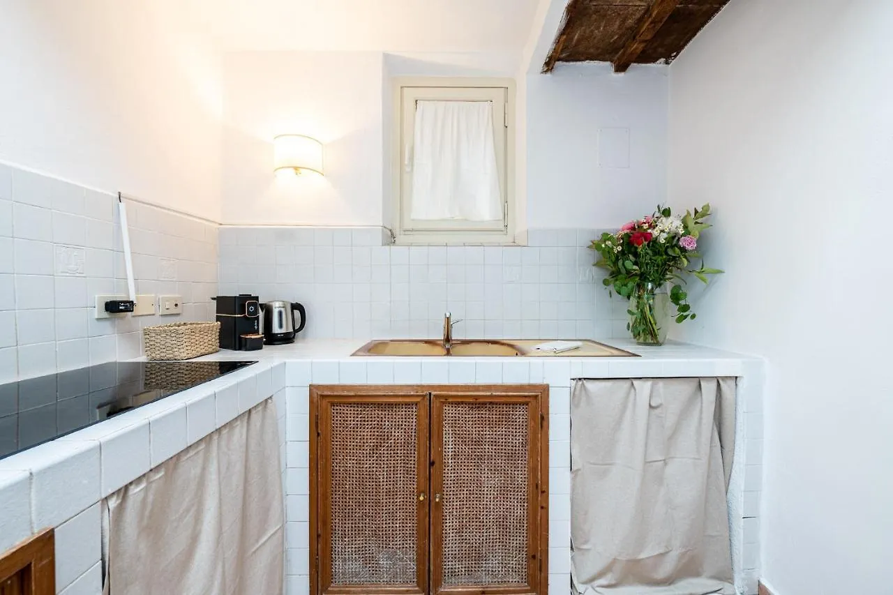 Santa Monaca Suites Florence Guest house