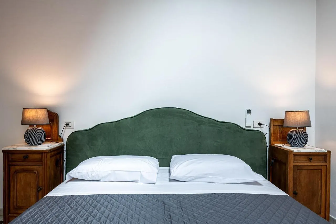 Guest house Santa Monaca Suites Florence