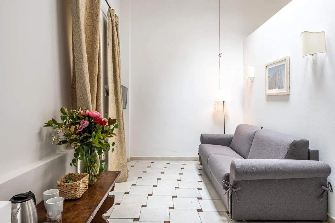 Santa Monaca Suites Florence